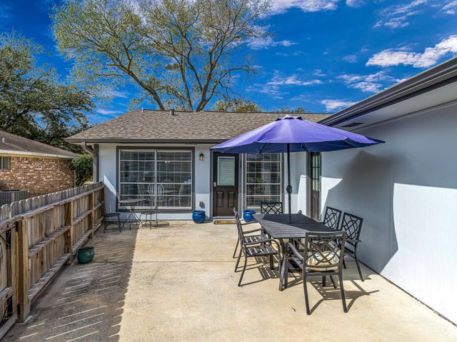 435 Gentilly Drive, Katy, TX 77450