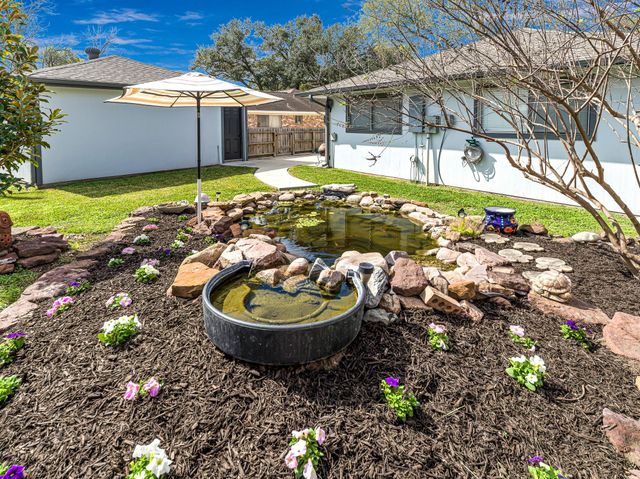 435 Gentilly Drive, Katy, TX 77450