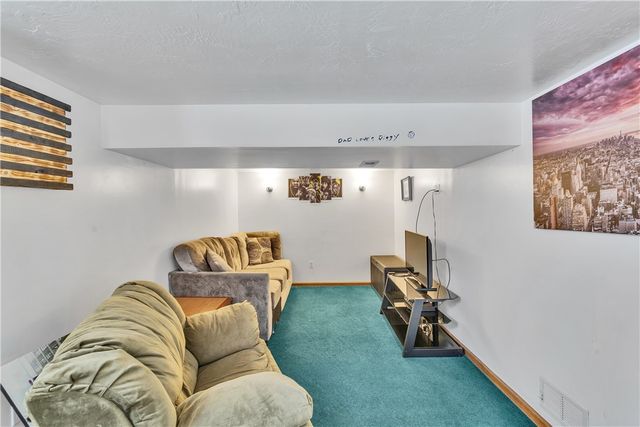 3320 Orchard Drive, Liberty Boro, PA 15133