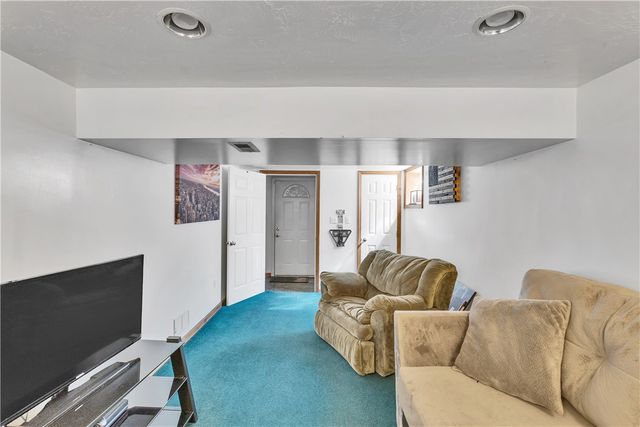 3320 Orchard Drive, Liberty Boro, PA 15133
