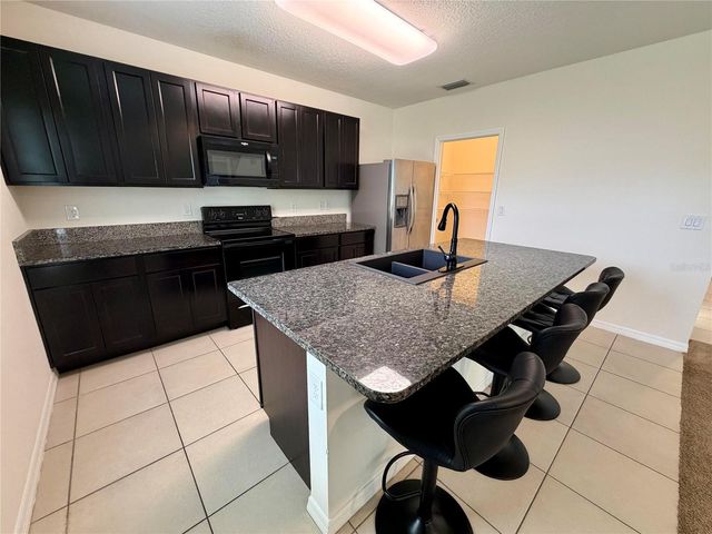 5513 ASHTON COVE COURT, Sarasota, FL 34233
