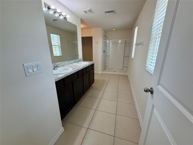 5513 ASHTON COVE COURT, Sarasota, FL 34233