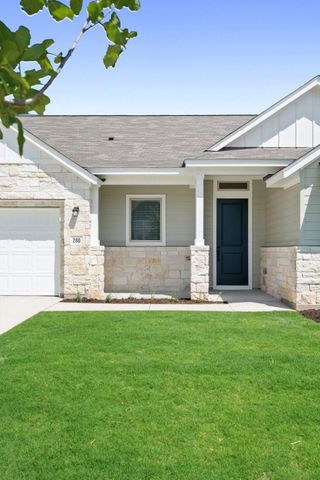 280 Treadwell LN, Kyle, TX 78640