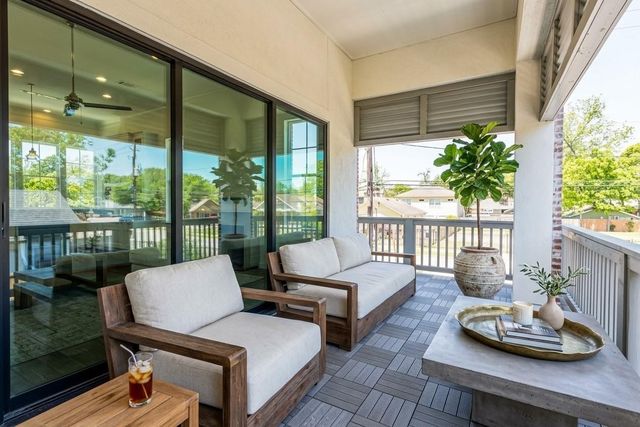 1004 Golden Nectar Lane, Houston, TX 77008