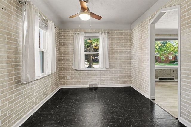 6310 Buckingham Avenue, Allen Park, MI 48101