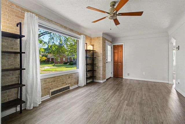 6310 Buckingham Avenue, Allen Park, MI 48101