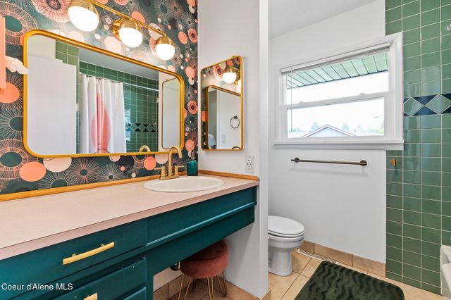 2712 N 5th ST, Coeur D'alene, ID 83815