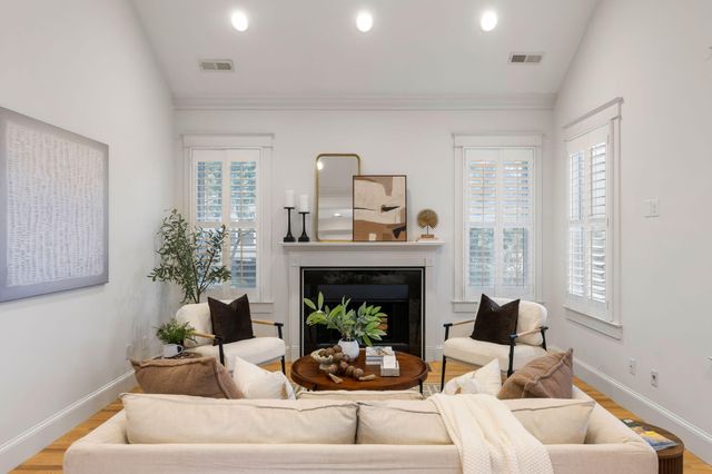 35 Lolandra Avenue, Charleston, SC 29407