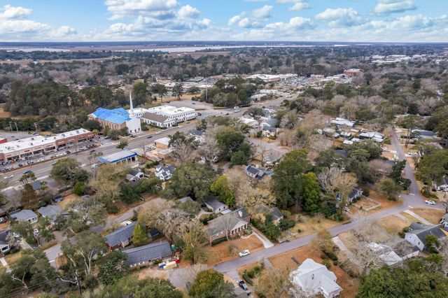 35 Lolandra Avenue, Charleston, SC 29407