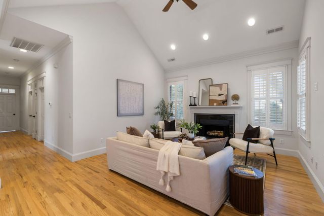 35 Lolandra Avenue, Charleston, SC 29407