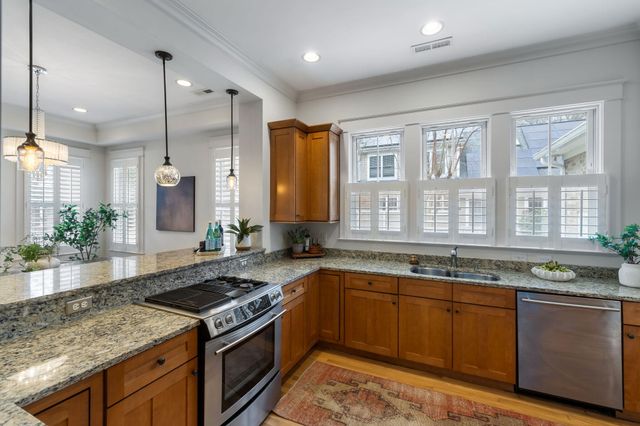 35 Lolandra Avenue, Charleston, SC 29407