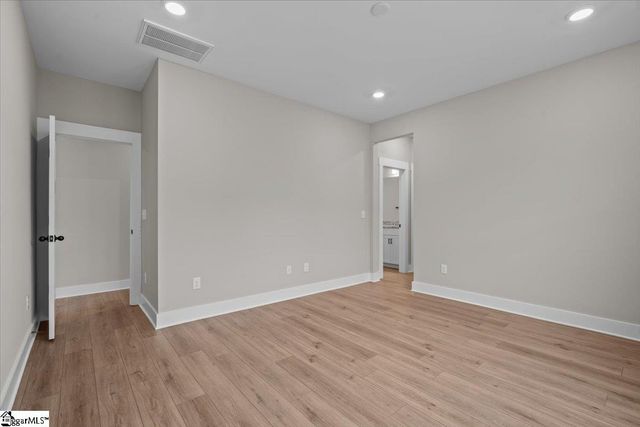 810 Pleasant Falls Drive, Moore, SC 29369