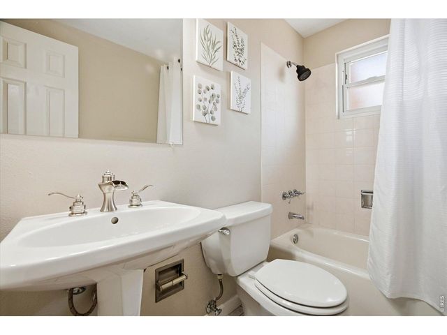 986 E 114th Pl, Northglenn, CO 80233