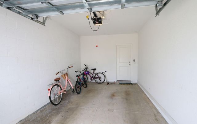 656 NE Waters Edge Lane, Port St. Lucie, Port St Lucie, FL 34983