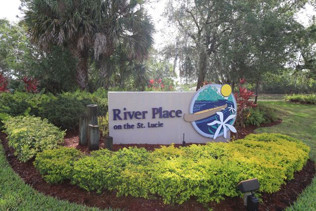 656 NE Waters Edge Lane, Port St. Lucie, Port St Lucie, FL 34983