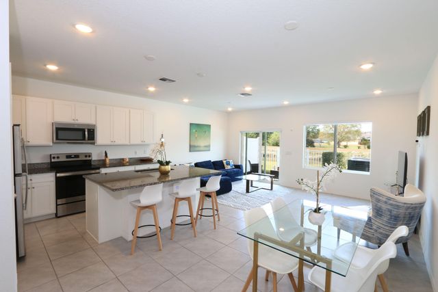 656 NE Waters Edge Lane, Port St. Lucie, Port St Lucie, FL 34983