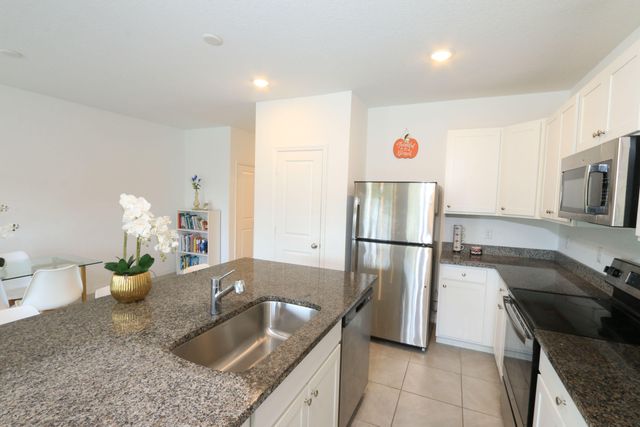 656 NE Waters Edge Lane, Port St. Lucie, Port St Lucie, FL 34983