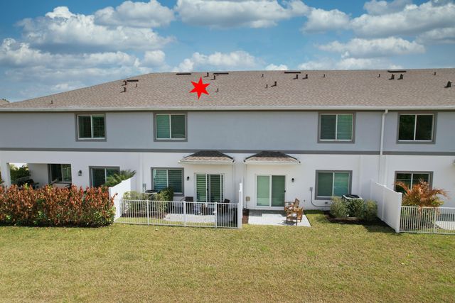 656 NE Waters Edge Lane, Port St. Lucie, Port St Lucie, FL 34983