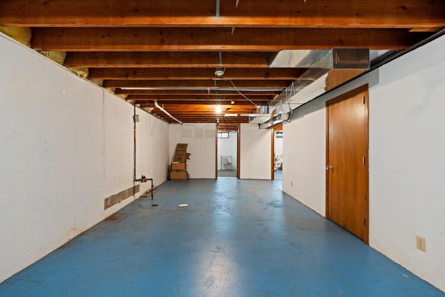 1520 W 9TH AVENUE, Oshkosh, WI 54902