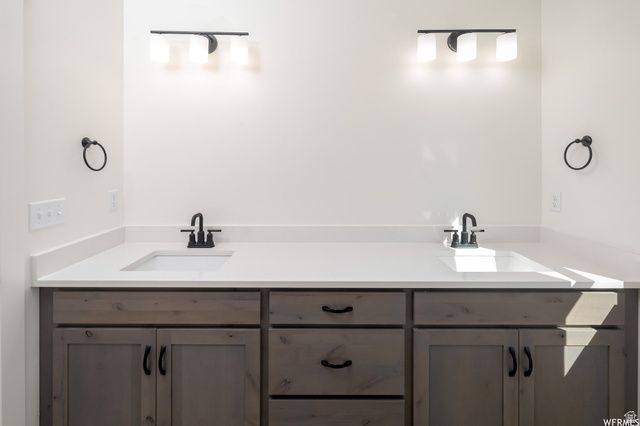 69 N 850 W, Hyrum, UT 84319