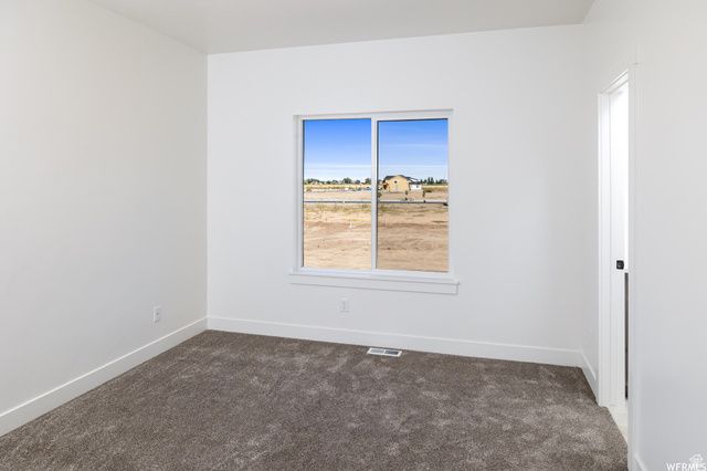 69 N 850 W, Hyrum, UT 84319