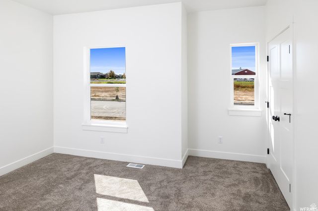 69 N 850 W, Hyrum, UT 84319