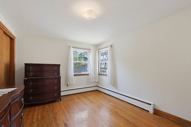 10 Meyer St, Boston, MA 02131