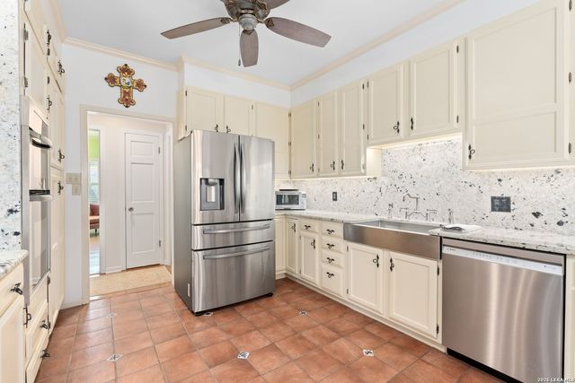 8103 N New Braunfels Ave Apt 12, San Antonio, TX 78209