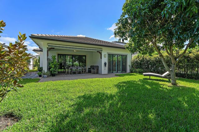 2908 Gin Berry Way, West Palm Beach, FL 33401