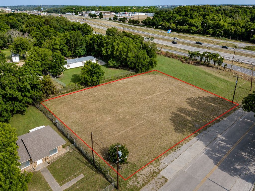 537 Long Creek Road, Sunnyvale, TX 75182