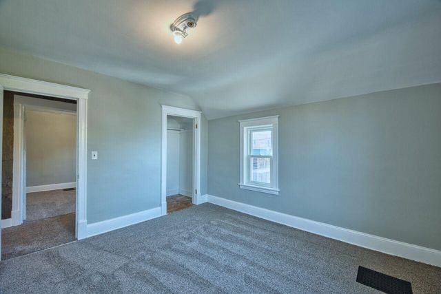 101 E Minnesota Avenue, Gilbert, MN 55741