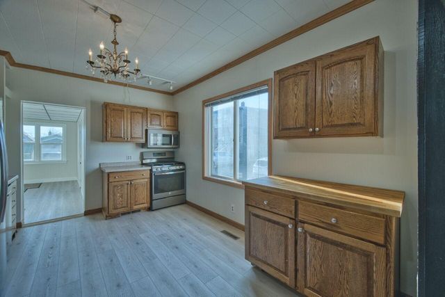 101 E Minnesota Avenue, Gilbert, MN 55741