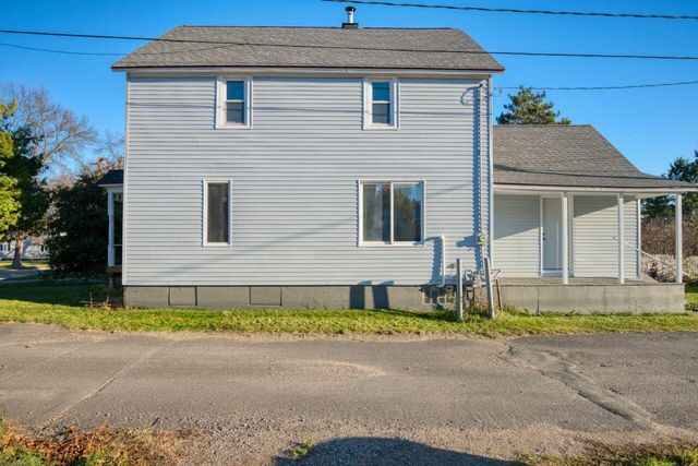 101 E Minnesota Avenue, Gilbert, MN 55741