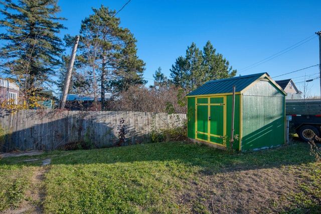 101 E Minnesota Avenue, Gilbert, MN 55741