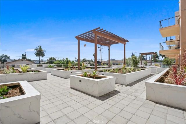 1598 Long Beach Boulevard 412, Long Beach, CA 90813