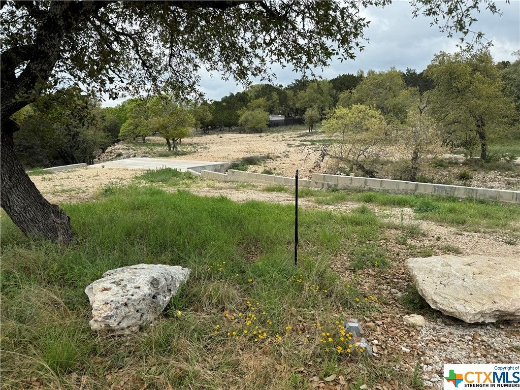 7605 White Oak Drive, Lago Vista, TX 78645