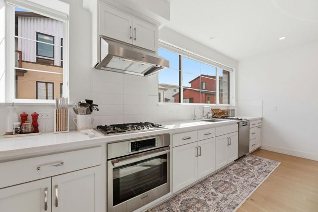 15017 Briggs Court, Los Gatos, CA 95032