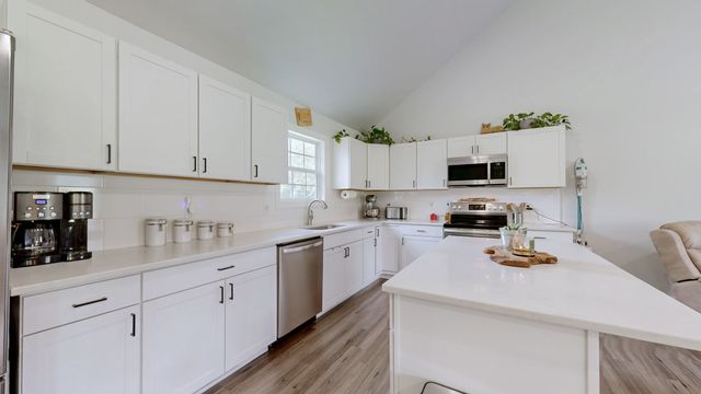 4900 Browning Branch Rd, Bethpage, TN 37022