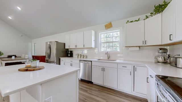 4900 Browning Branch Rd, Bethpage, TN 37022