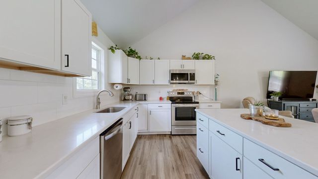 4900 Browning Branch Rd, Bethpage, TN 37022