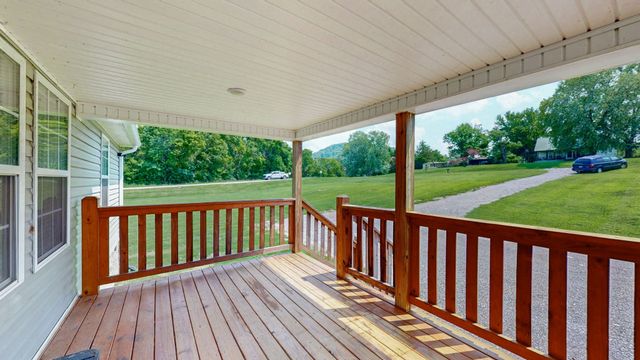 4900 Browning Branch Rd, Bethpage, TN 37022