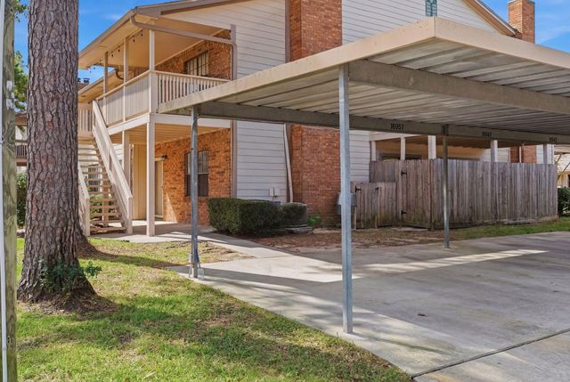 16949 Castleton Farms Road 44, Spring, TX 77379