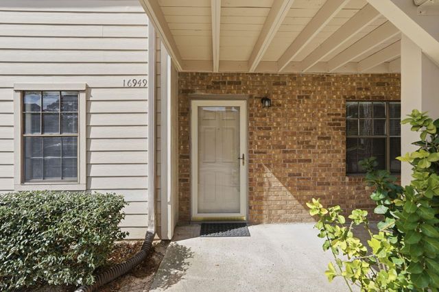 16949 Castleton Farms Road 44, Spring, TX 77379