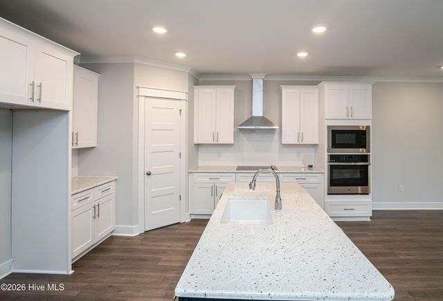 2082 Greenside Manor Drive SW, Ocean Isle Beach, NC 28469