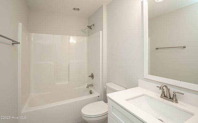 2082 Greenside Manor Drive SW, Ocean Isle Beach, NC 28469