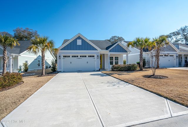 2082 Greenside Manor Drive SW, Ocean Isle Beach, NC 28469