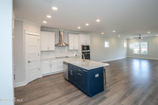 2082 Greenside Manor Drive SW, Ocean Isle Beach, NC 28469