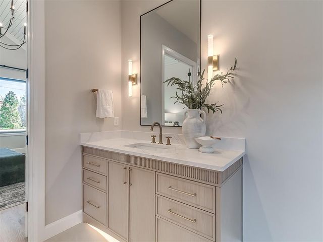 6201 NW 150th Terrace, Oklahoma City, OK 73142