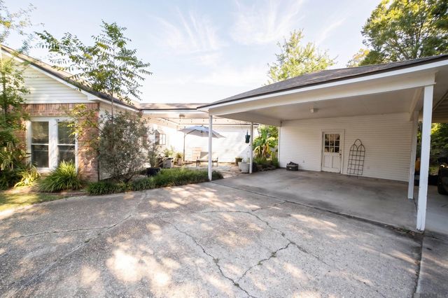 7315 President Dr, Baton Rouge, LA 70817
