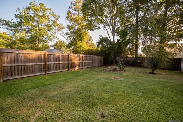 7315 President Dr, Baton Rouge, LA 70817